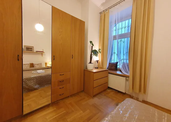 B-4 Stary Kazimierz O&p Apartfamily